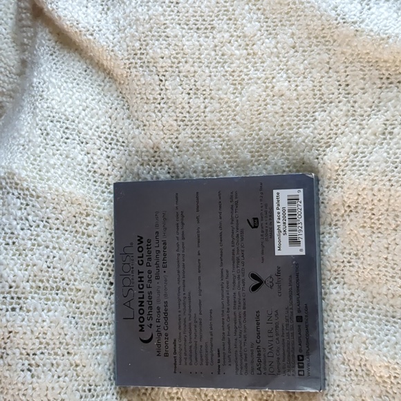 LASplash Cosmetics Moonlight Glow Face Palette in Moon, 2.8g x4 = 11.2 g… - Picture 7 of 10
